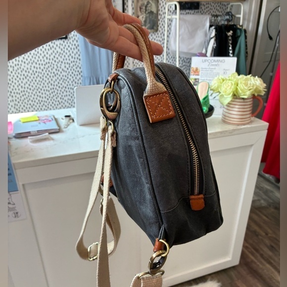 Uashama mini Black Backpack main image 5
